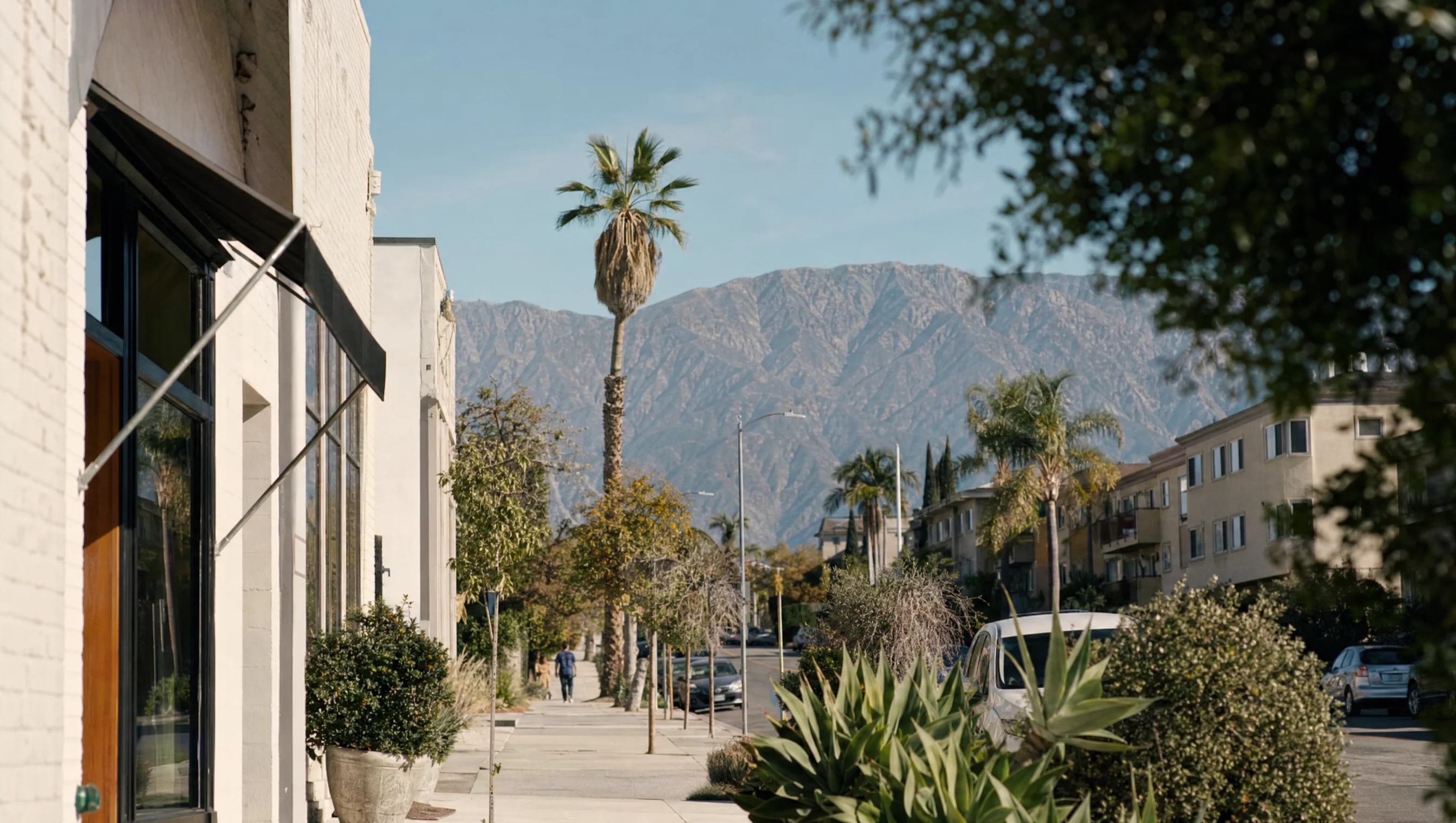 Burbank residential street and mountain backdrop